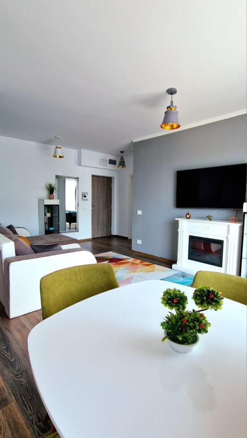 Cozy Apartment Prima Residence Oradea Exterior photo